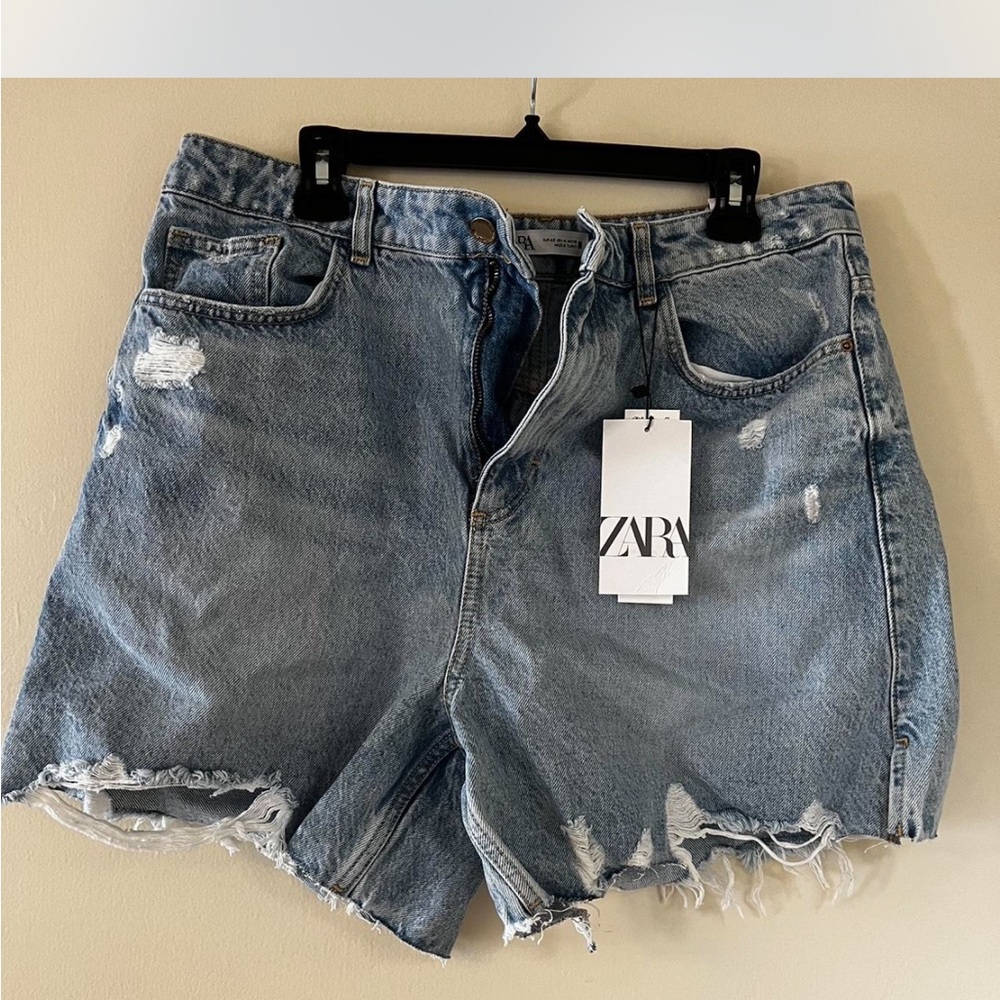 Zara Women's Distressed Blue Denim Shorts